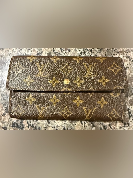 Louis Vuitton Handbags - Vintage Louis Vuitton Trifold Wallet